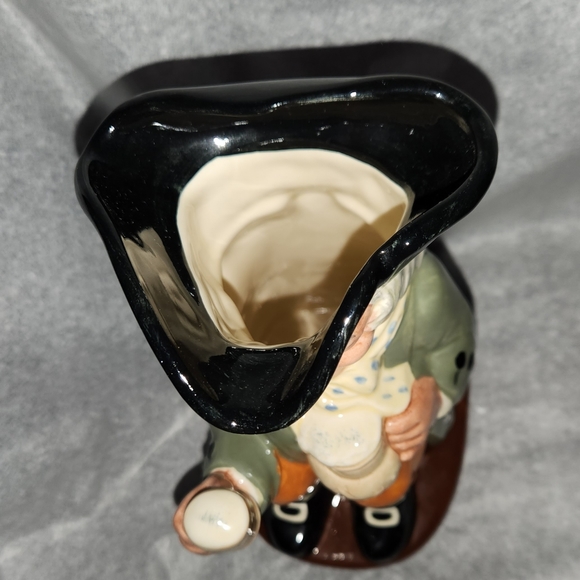 Royal Doulton Toby Mug Pitcher "Happy John" EUC $28 - Picture 7 of 7